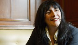 Cannes: Sylvie Pialat substitui Sorogoyen na presidência da Semana da Crítica