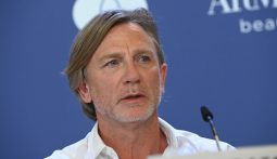 Imagem do filme: Daniel Craig quebra o molde em Veneza