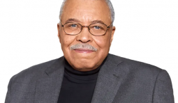 James Earl Jones morre aos 93 anos