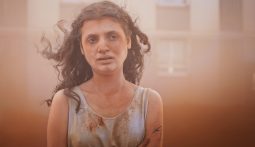 Imagem do filme: Julia Ducournau opta pelo fantástico com ALPHA