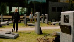 Imagem do filme: THE SHROUDS – AS MORTALHAS: Cronenberg e o luto