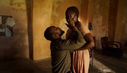 Imagem do filme: As memórias ancoradas de Mia Couto e Sol de Carvalho