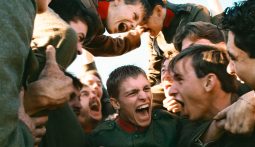 Imagem do filme: A história improvável por detrás de “Coward”, candidato à Palma de Ouro