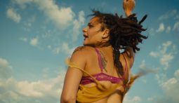 Imagem do filme: Batalha exibe obra completa da realizadora britânica Andrea Arnold